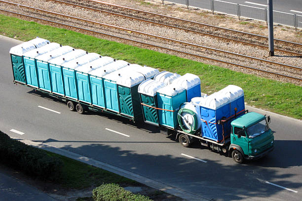 Best Portable restroom trailer rental  in Rutherford, NJ